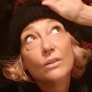 Meet your Posher, Posh